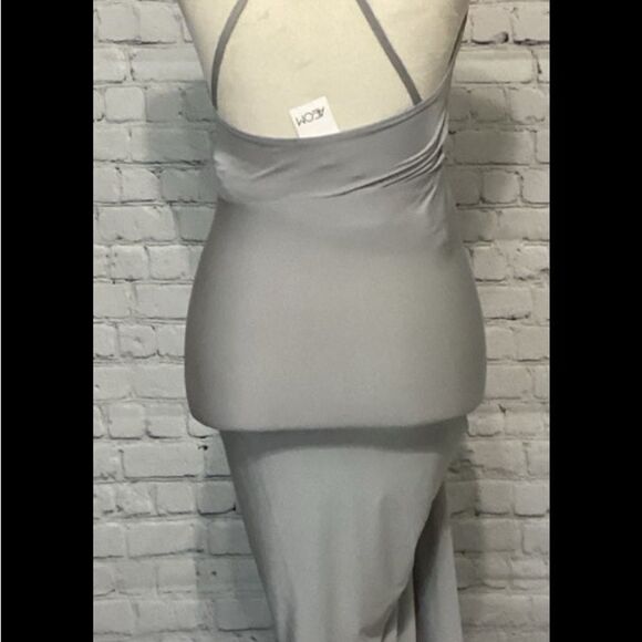 Aeom Dress Women’s Size XS Color Silver Cocktail Dress New with Tags - Picture 4 of 8
